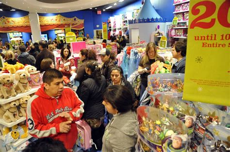 The Disney Store Inside The Staten Island Mall Closes After 25 Years