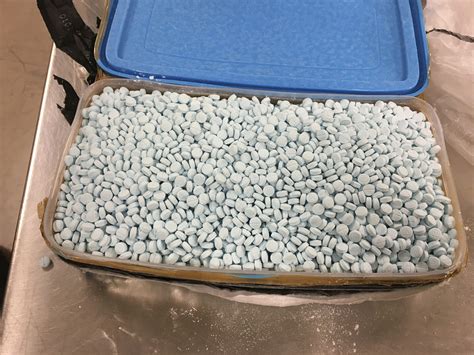 Deadly Blue Mexican Oxy Pills Take Toll On Us Southwest Ap News