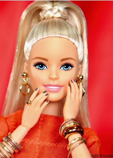 Pin On Barbiedolls Vii Closeup Jewelry Shoes