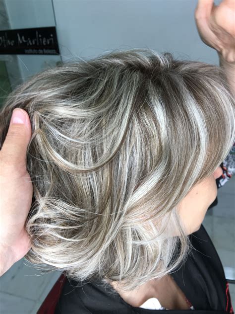 Pin By Pauline Calabrese On Hairstylescolor Gray Hair Highlights