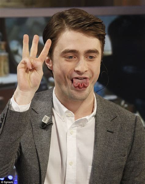 Daniel Radcliffe Tongue Trick Harry Potter Star Shows Off His Shape