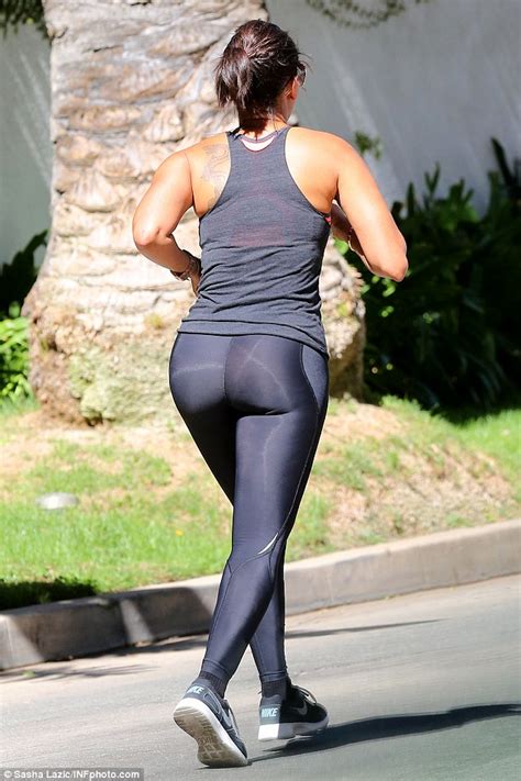 Make Up Free Mel B Flaunts Her Incredible Curves On Jog In The Sunshine