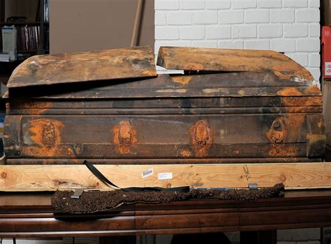 Jfk Killer Lee Harvey Oswalds Coffin Embroiled In Legal Battle The