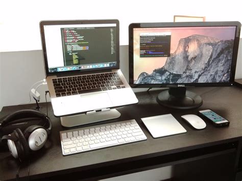 Mac Setup The Dual Screen Desk Of A Software Engineer