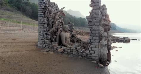 Buddha Statues Kadadora Temple Kothmale Srilanka Temple Temple In