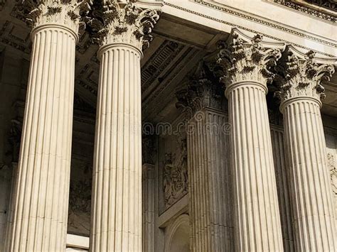 Details Of Neoclassical Style Of Architecture Of The Bank Of England