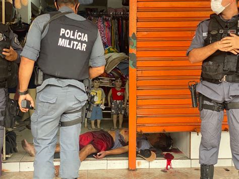 Perseguido Jovem Leva Três Tiros E Morre Dentro De Loja Na Zona Norte De Manaus