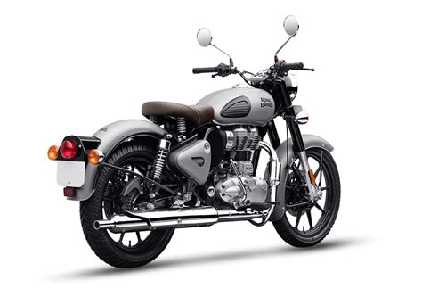 Classic 350 looks identical to royal enfield classic 500 except few features which are different. Classic 350 BS VI - Colours, Specifications, Reviews ...