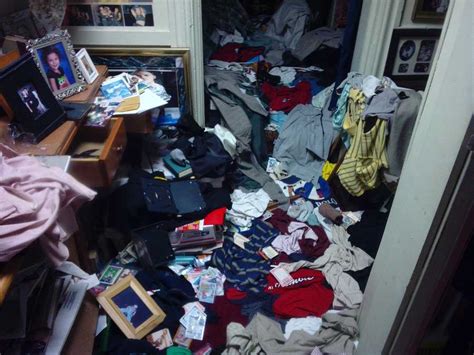 Photos Man Comes Home To Find West End Apartment Ransacked