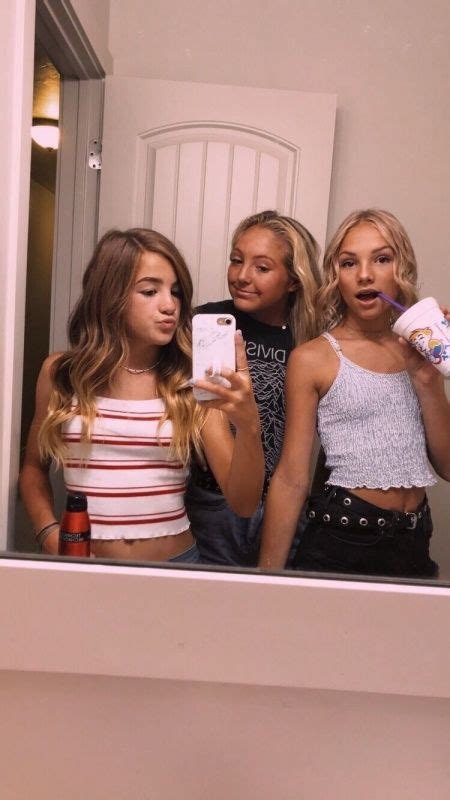 Vsco Crazyteensss With Images Friend Photoshoot Cute Friends