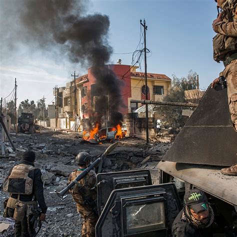 A Times Photographers Inside Look At The War On Isis In Mosul The