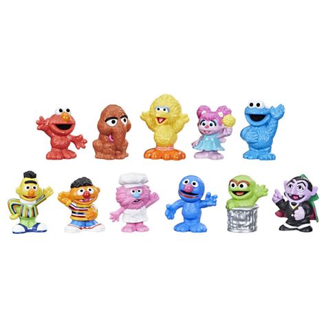 Sesame Street Deluxe Figure Set Includes 11 Collectible Figures R