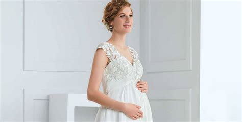 Bei uns finden sie schöne brautjungfernkleider für junge mädchen, die diesem alter gerecht werden. Standesamtkleid für die standesamtliche Trauung - Braut Tempel