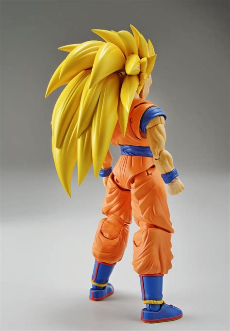 They usually happen during some kind of state of emotional stress, but as the saiyans from universe 6 have shown us. Dragon Ball Z Plastic Model Kit: Super Saiyan 3 Son Goku ...