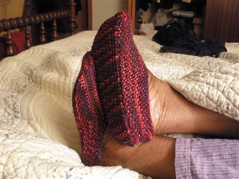 Ravelry Simple Slippers Pattern By Erika Knight