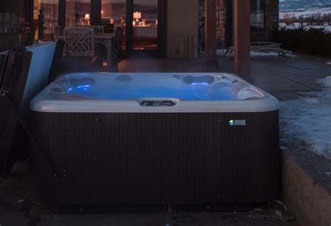 aria 5 person hot tub ultra modern pool and patio