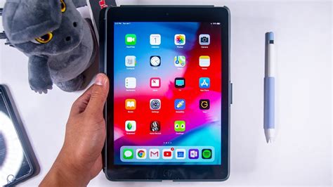 The best cheap tablet selection isn't as varied as the selection of the best cheap phones. Best Cheap Tablet?! - New Apple "Budget" iPad 9.7" 2018 ...