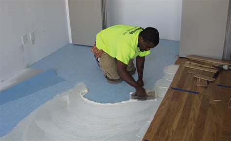 How To Install Underlayment For Laminate Flooring Flooring Designs