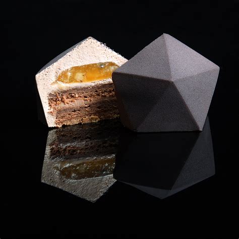 This Pastry Chef Creates Fascinating Geometric Cakes Using 3d Printing