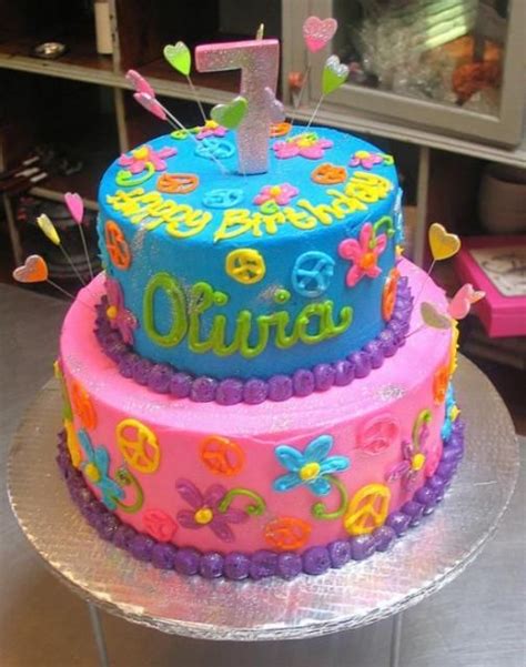 7 Year Old Cake Ideas Maras Hello Kitty Cake And Cupcakes This Is