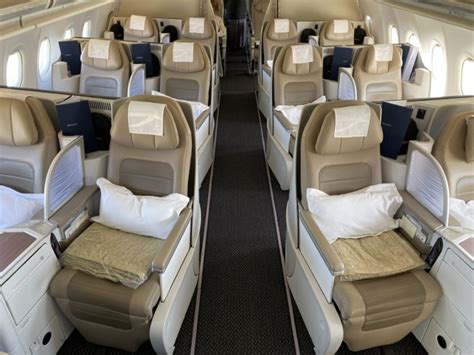 Glenda Lynch Buzz Saudi Airlines Business Class Review 787