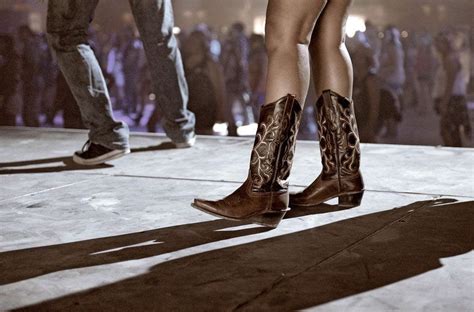 10 Country Dance Moves For Country Fans To Master Swing Dance Moves