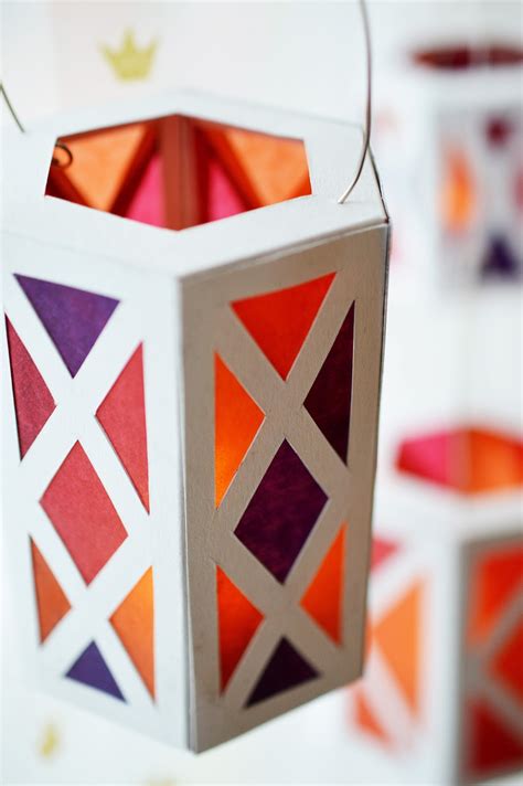 Holiday Celebrations Diy Paper Lanterns Motte