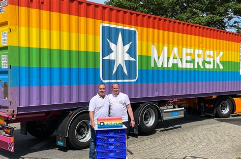 Our Guest The Maersk Rainbow Containers Hcl Logistics En