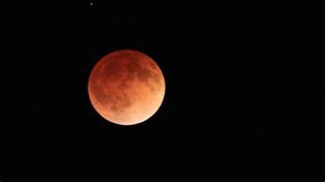 चंद्र ग्रहण एवं सूर्य ग्रहण और हिन्दू धर्म: Bankebihari temple time change for july 27 lunar eclipse ...