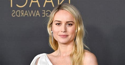 Brie Larson Captain Marvels Star Has Fun Push Ups Game News 24