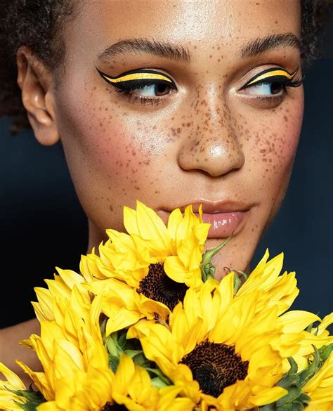 See This Instagram Photo By Juliakuzmenko • Yellow Makeup Ideas Black And Yellow Eyeliner