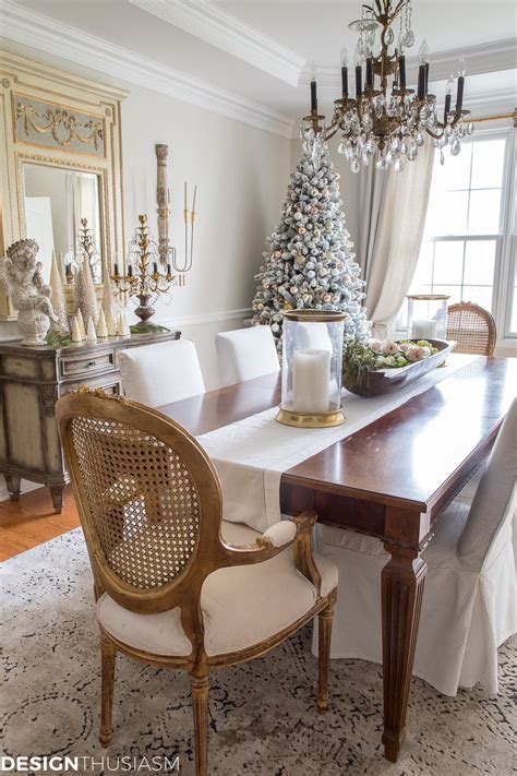 Elegant Holiday Decorating Ideas For The Dining Room