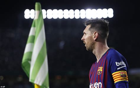 Real Betis 1 4 Barcelona Lionel Messi Hits Hat Trick And Luis Suarez