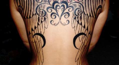 Tribal styles lend themselves well to that location, most often creating an oblong pattern at the base of the back. Girly Tribal Tattoos| Tattoo Designs| Ideas|Meaning ...