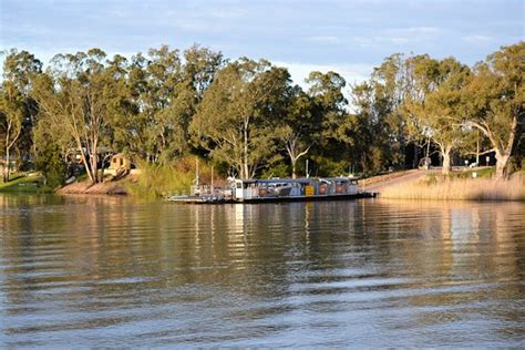 Safety, security and privacy gives added peace of mind as this holiday home. Morgan Riverside Caravan Park - UPDATED 2017 Campground ...