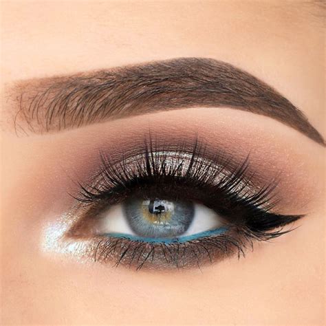 18 Stunning Eye Shadow Looks For Gorgeous Grey Eyes