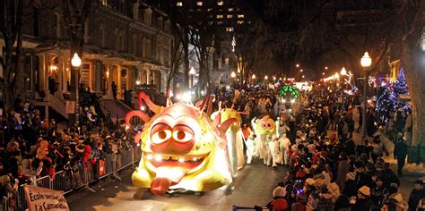 Parade Quebec Citys Winter Carnival Carnaval De Québec Quebec