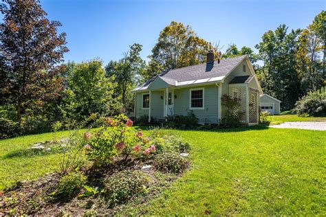 149 Melendy Hill Rd Londonderry Vt 05155 Mls 4883258 Coldwell Banker