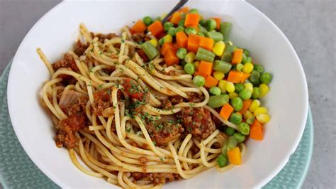 Recipe: Spaghetti bolognese | Stuff.co.nz