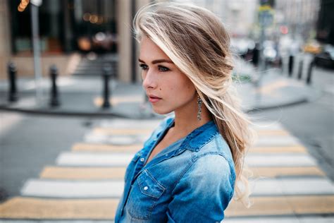 Wallpaper Face Women Model Blonde Depth Of Field Looking Away Long Hair Glasses Dress