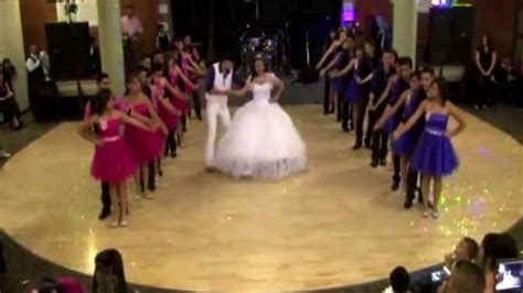 Sep 21, 2017 · dama drama can just be as stressing as putting up with the boys, so we can't blame you for having to choose one or the other. Jennifer's Quinceanera Vals: Tiempo De Vals Y El Vals de ...