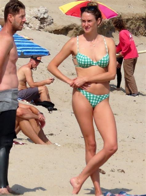 Shailene Woodley Caught Sunbathing Topless On A Nude Beach Blog Fappening