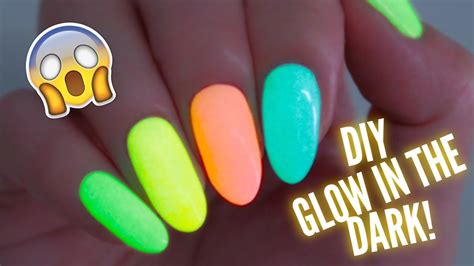 Glow in dark is dedicated to making dark more beautiful. DIY Glow In The Dark Nail Polish! - YouTube