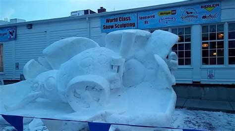 Snow Sculptures 2019 Zehnders Of Frankenmuth Michigan Youtube
