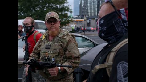 Louisville Protesters Faced Off With An Extremist Militia On The 2nd