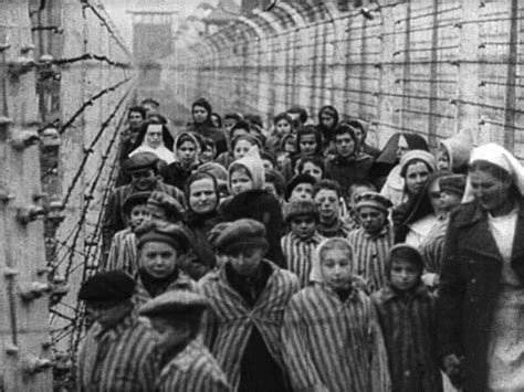 Il loro modo di vita valeva veramente troppo poco. Campo di concentramento Auschwitz - online multimedia Web ...
