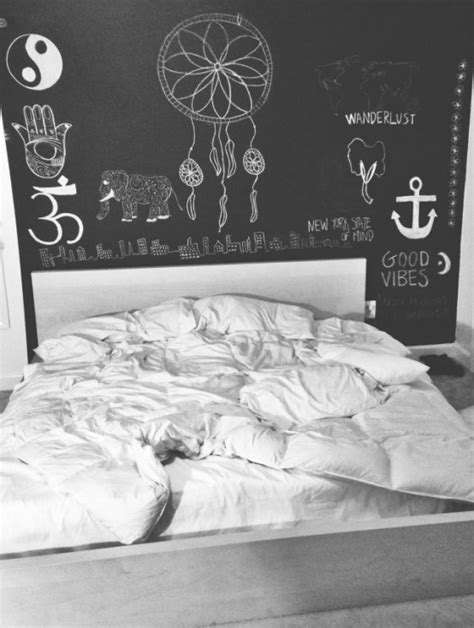 Cool bedroom accessories wander through this section to discover heaps of cool things to buy for your room. 25 Cool Chalkboard Bedroom Décor Ideas To Rock - DigsDigs