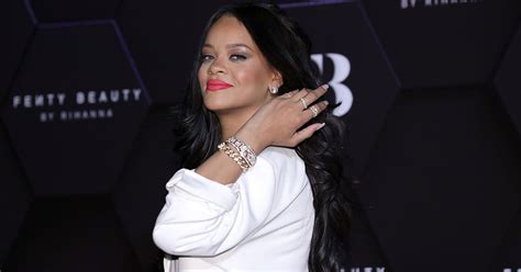 Rihanna Created A Fenty Beauty Tiktok House Teen Vogue