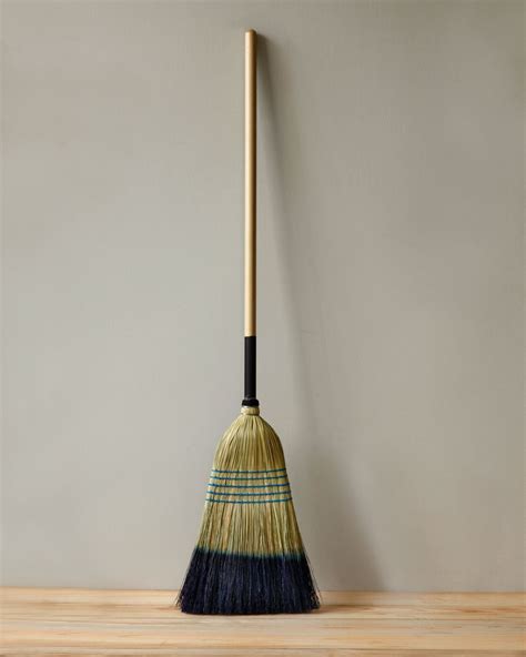 Lostine Dip Dyed Tipped Barn Broom Usa 60 Barn Broom Brooms Broom