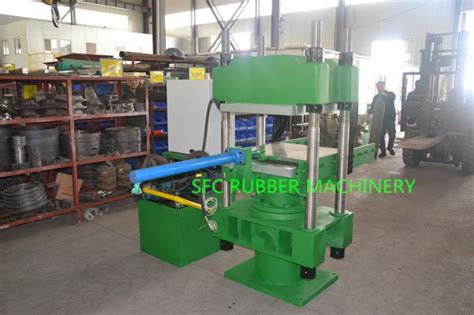 Easy Operating Hydraulic Rubber Vulcanizing Press Machine With
